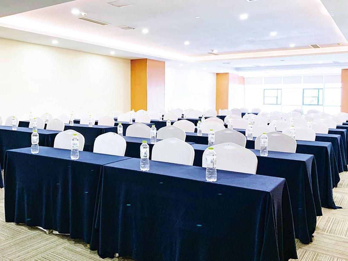 Holiday Inn Express - Jinan Exhibition Center, An Ihg Hotel Eksteriør billede